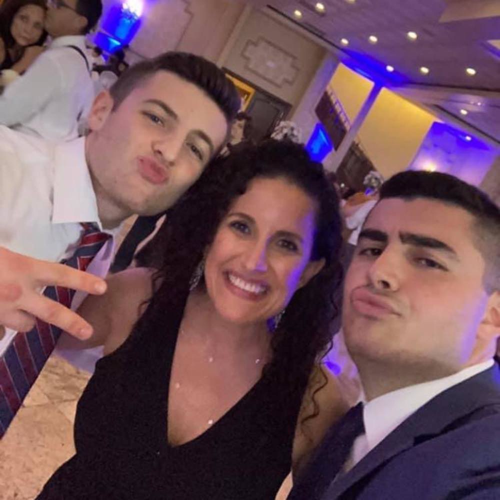 Meet your Posher, Yvonne